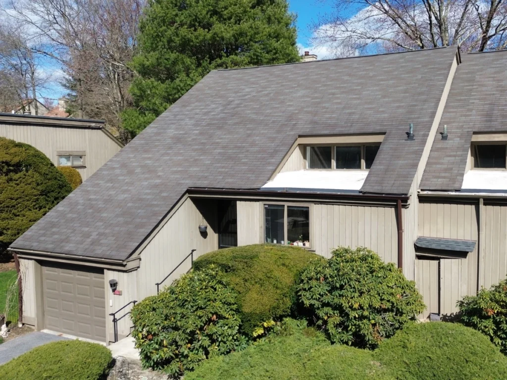 shingle roof at heritage hills in somers ny before replacement